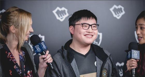 球队配备更 球队配备更